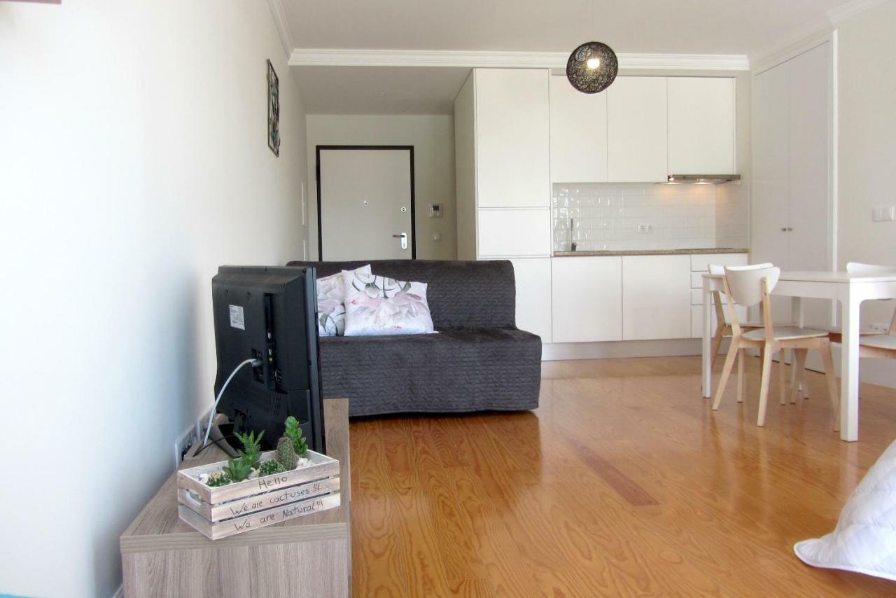 Cedofeita Studio, By Flat In Porto Appartement Buitenkant foto